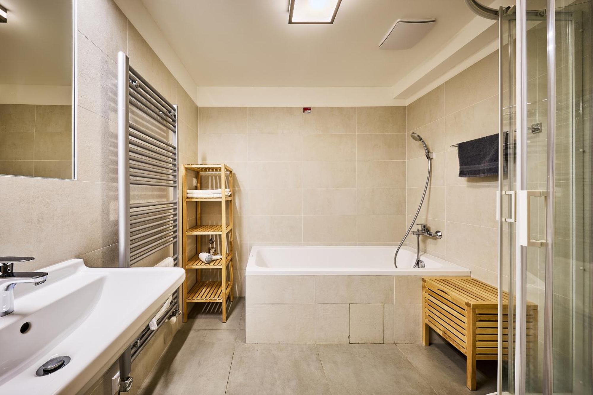 פץ פוד סניישקו Aparthotel Kovarna Residence מראה חיצוני תמונה